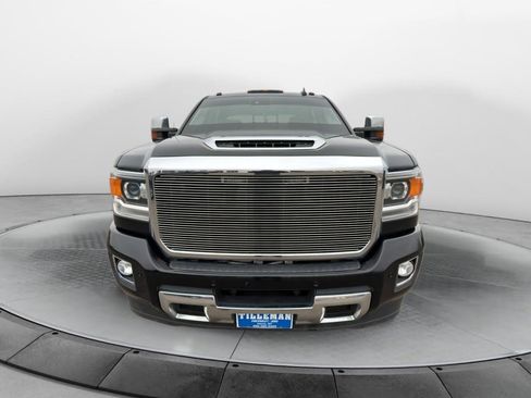 Used 2019 GMC Sierra 3500 Denali w/ Duramax Plus Package image 2