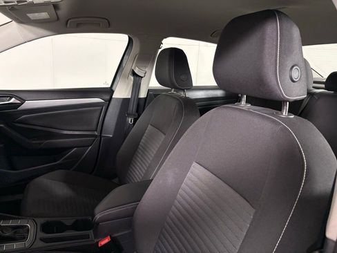 Used 2025 Volkswagen Jetta S FWD image 18