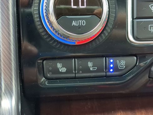 Used 2023 GMC Yukon Denali Ultimate image 22