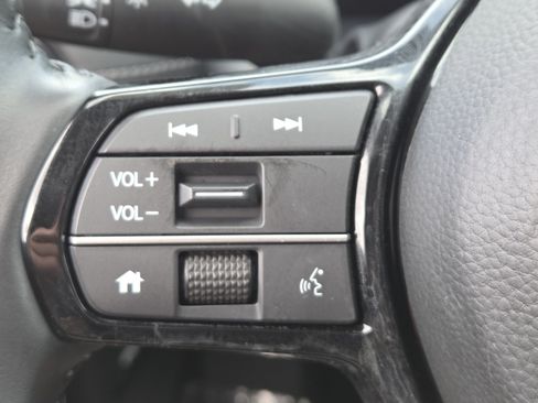 Used 2024 Honda HR-V EX-L image 32