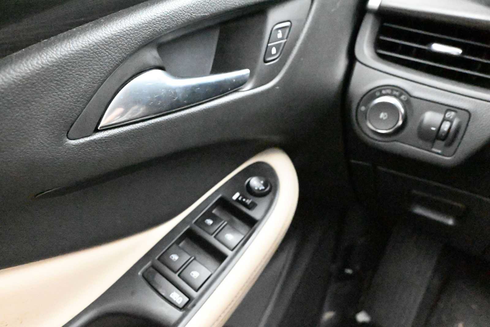 Used 2020 Buick Envision Preferred FWD image 37