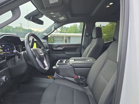 Used 2023 GMC Sierra 1500 Elevation AWD/4WD image 13