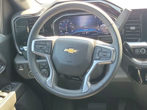Used 2024 Chevrolet Silverado 1500 LT AWD/4WD image 25