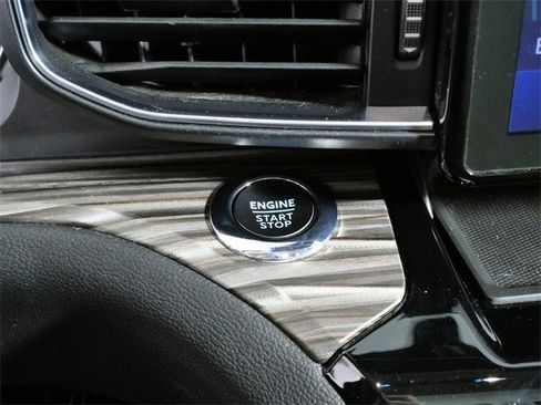 Certified 2023 Ford Explorer Limited w/ Equipment Group 301A image 22