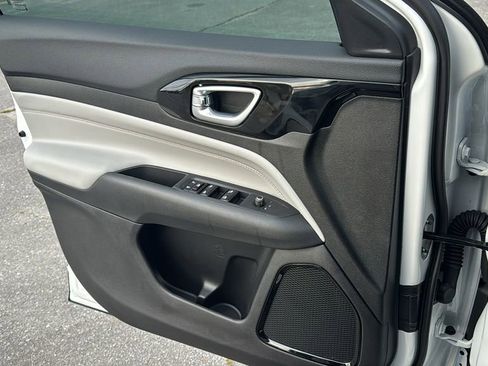 New 2026 Jeep Compass Limited AWD/4WD image 11