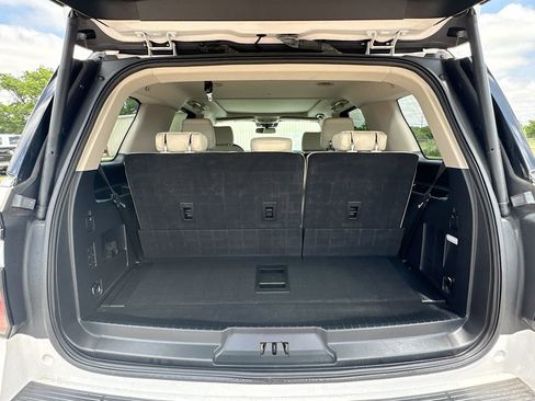 Used 2018 Ford Expedition Platinum RWD image 31