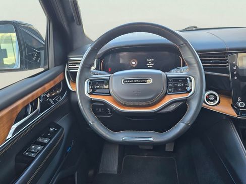 Used 2024 Jeep Grand Wagoneer L Series III image 54