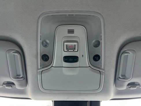 Used 2020 Toyota Prius Prime Limited image 29