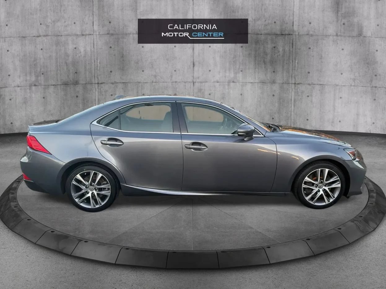 Used 2019 Lexus IS 300 w/ Accessory Package 2 RWD image 4