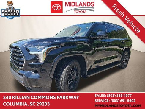 Used 2024 Toyota Sequoia SR5 w/ SR5 Premium Package AWD/4WD image 1