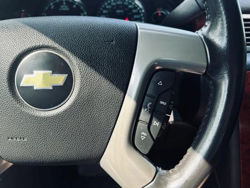 Used 2012 Chevrolet Avalanche LT w/ All-Star Edition AWD/4WD image 29