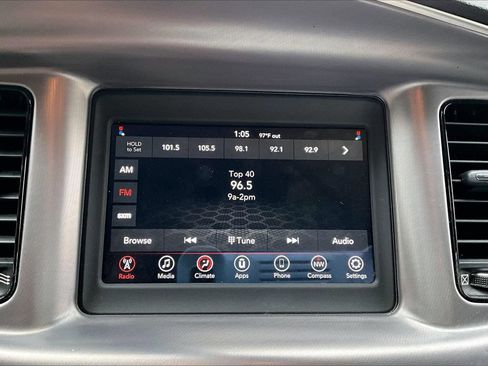 Used 2020 Dodge Charger SXT w/ Blacktop Package RWD image 23