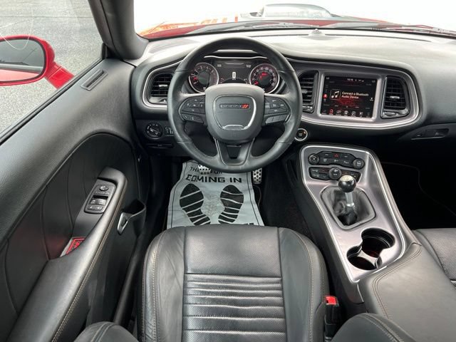 Used 2016 Dodge Challenger R/T Scat Pack RWD image 29