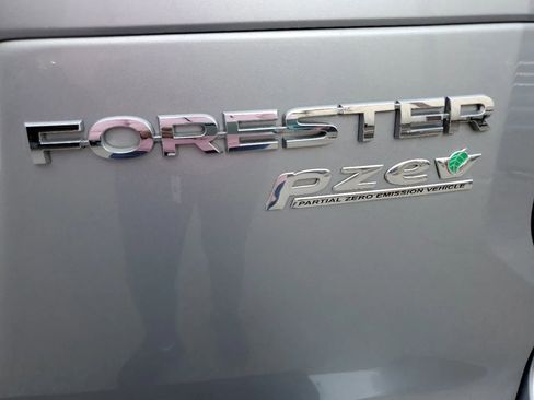 Used 2014 Subaru Forester 2.5i Premium image 8