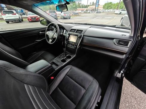 Used 2017 Toyota Camry XLE FWD image 25