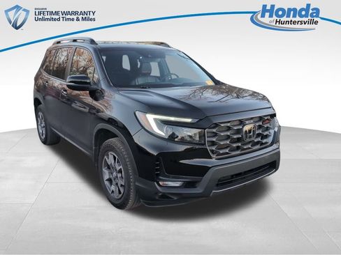 Used 2023 Honda Passport TrailSport image 1