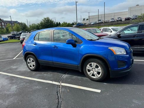 Used 2015 Chevrolet Trax LS FWD image 4