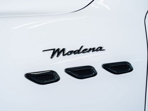 Used 2023 Maserati Grecale Modena image 21