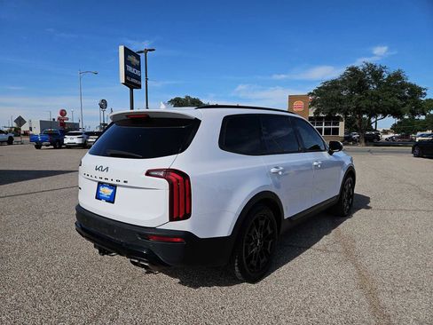 Used 2022 Kia Telluride SX w/ SX Prestige Package AWD/4WD image 8