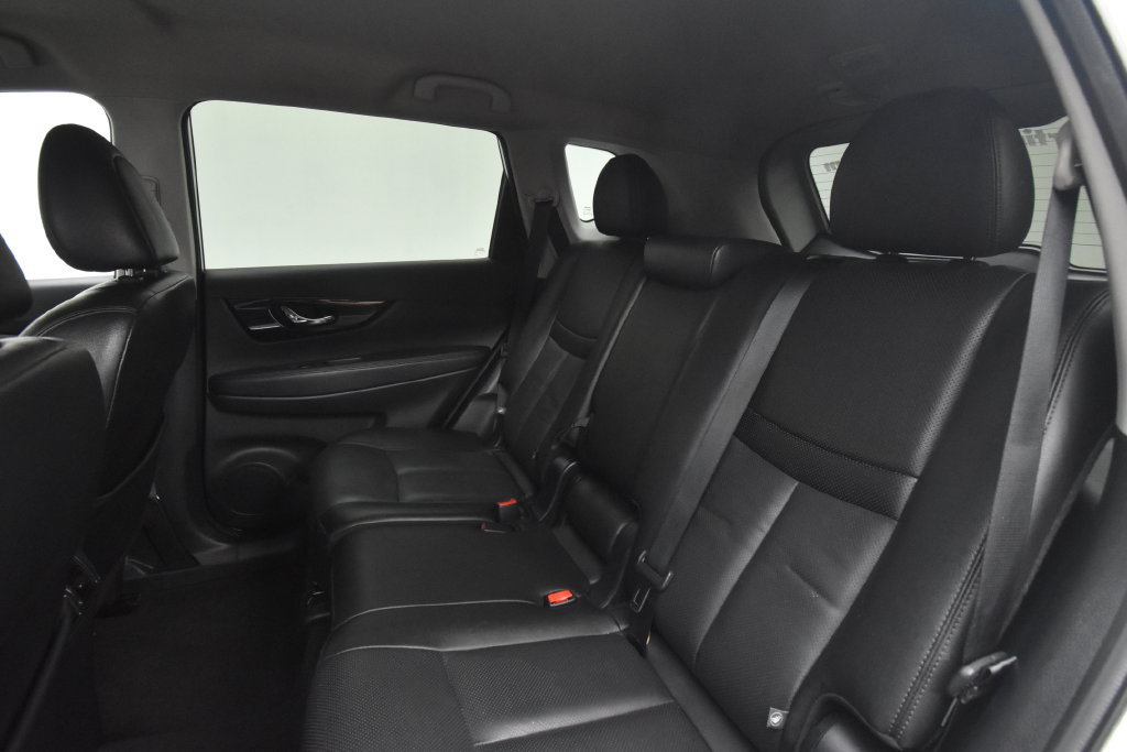 Used 2020 Nissan Rogue SL AWD/4WD image 17