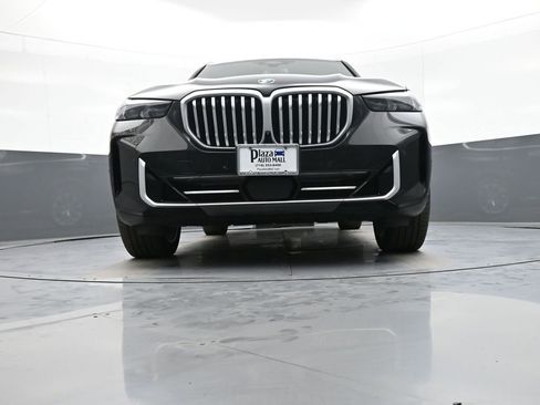 Used 2024 BMW X5 xDrive40i w/ Parking Assistance Package image 29