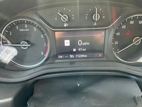 Used 2018 Buick Regal Preferred w/ Sights and Sounds Package AWD/4WD image 20