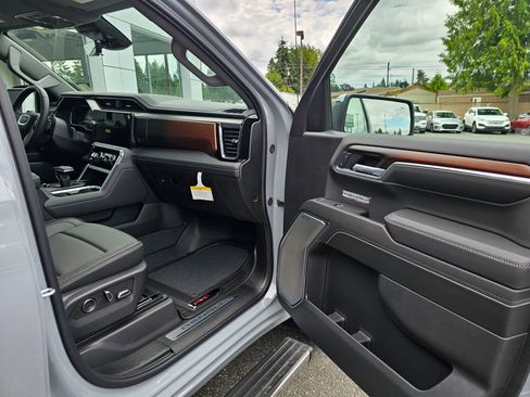 New 2024 GMC Sierra 1500 Denali image 10