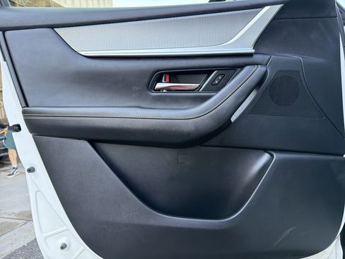 Used 2024 MAZDA CX-90 3.3 Turbo w/ Preferred Plus image 10