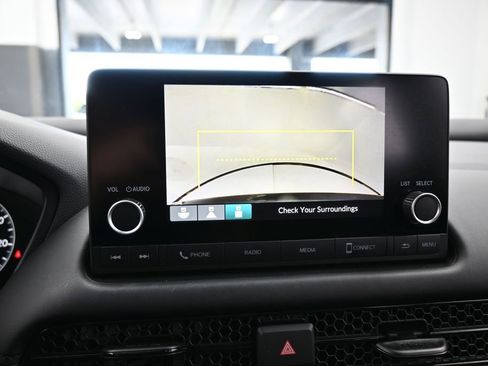 Used 2025 Honda HR-V LX image 20