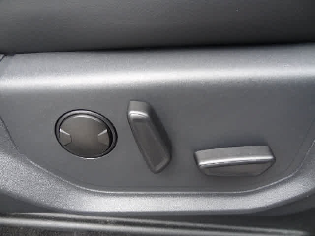 Certified 2024 Ford Expedition XLT AWD/4WD image 19