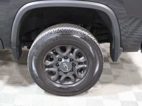 Used 2024 Chevrolet Silverado 2500 LTZ w/ LTZ Convenience Package image 47