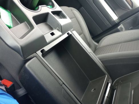 Used 2025 Chevrolet Silverado 1500 LT RWD image 17
