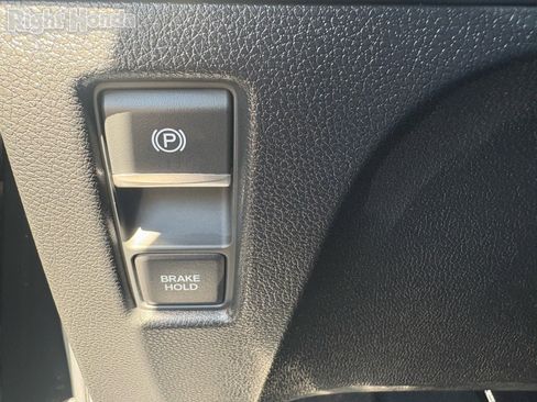 Certified 2024 Honda Odyssey Sport image 23