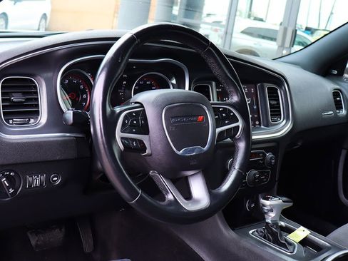 Used 2018 Dodge Charger SXT Plus w/ Driver Confidence Group RWD image 38