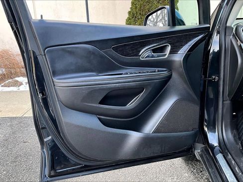 Used 2016 Buick Encore AWD image 21