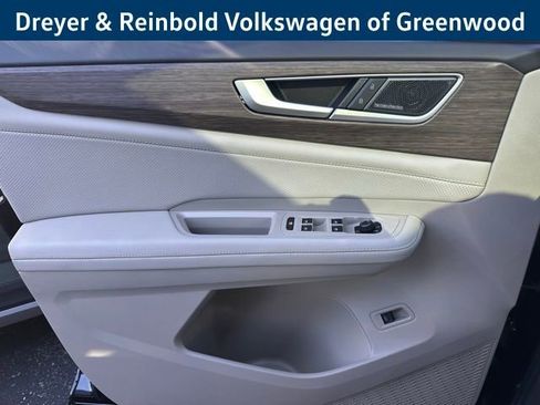 New 2026 Volkswagen Atlas SEL Premium R-Line image 25