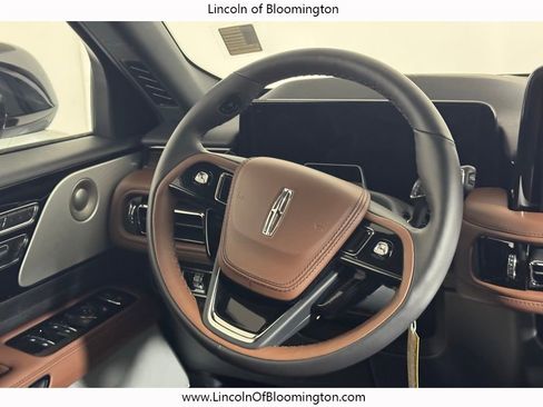 New 2026 Lincoln Aviator Reserve AWD/4WD image 23