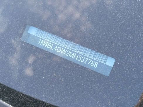 Used 2021 Nissan Altima 2.5 SV w/ SV Premium Package image 8