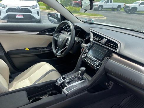 Used 2019 Honda Civic EX image 6