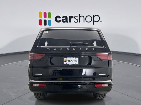 Used 2023 Jeep Wagoneer Series III w/ Preferred Equipment Group image 4