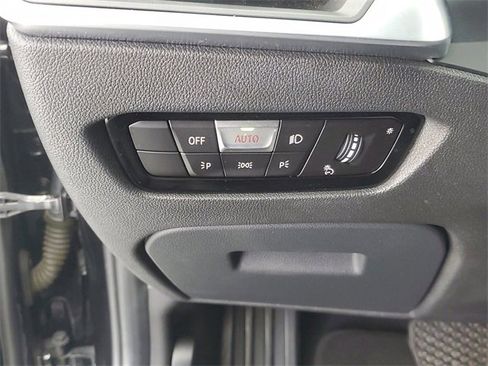 Used 2019 BMW 330i xDrive Sedan w/ Convenience Package image 30