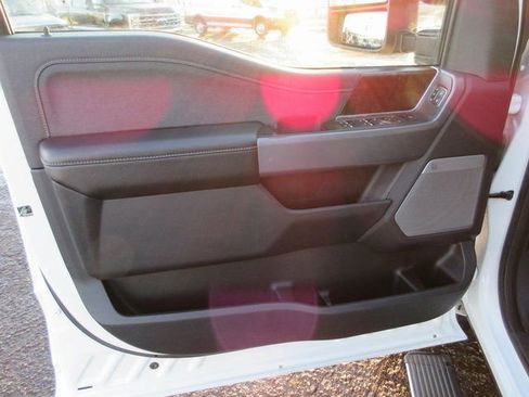 Used 2023 Ford F350 Lariat w/ Lariat Ultimate Package image 10