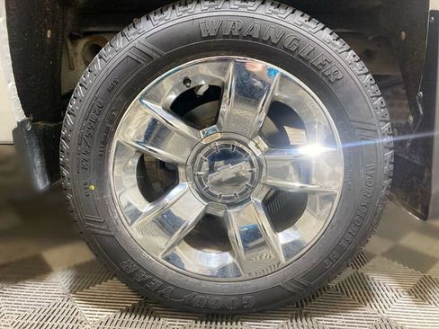 Used 2016 Chevrolet Silverado 1500 LTZ w/ Sport Package AWD/4WD image 27