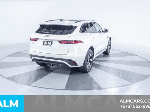 Used 2025 Jaguar F-PACE R-Dynamic S image 10