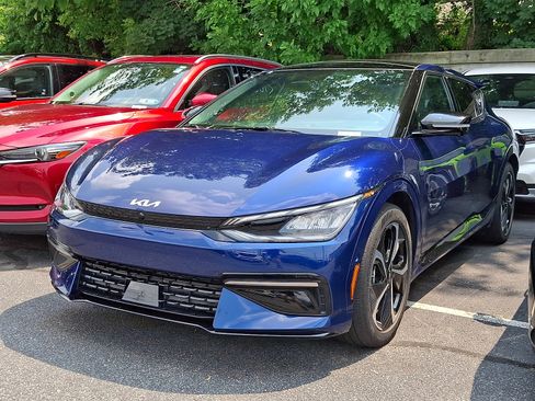 Certified 2023 Kia EV6 GT-Line AWD/4WD image 3