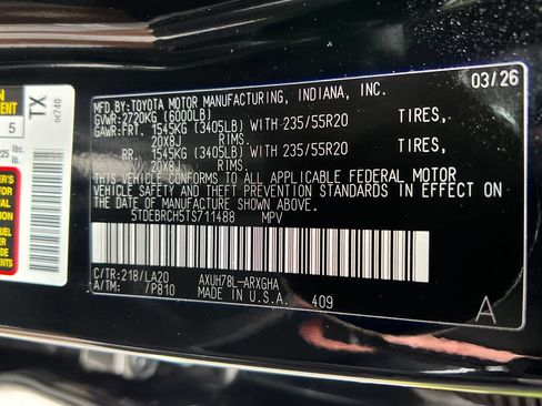 Used 2026 Toyota Highlander Platinum AWD/4WD image 29