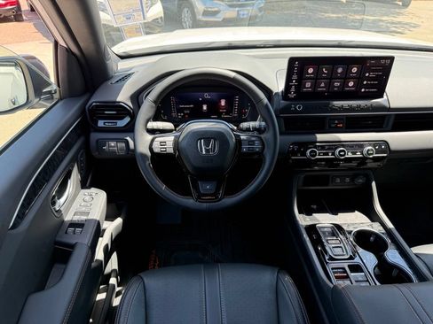 Certified 2026 Honda Passport TrailSport Elite image 4