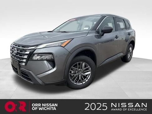 Used 2024 Nissan Rogue S AWD/4WD image 1