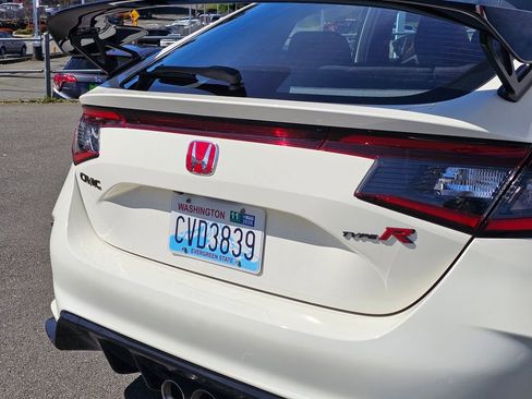 Used 2025 Honda Civic Type R image 13