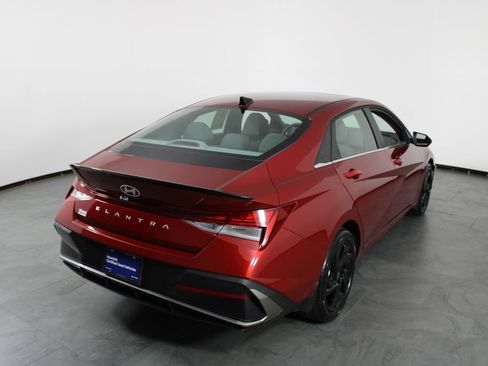 Certified 2026 Hyundai Elantra SEL Sport Premium FWD image 4